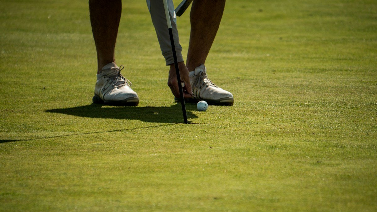 U.S. Takes 3-2 Lead Over Internationals in Presidents Cup Opener at Medinah